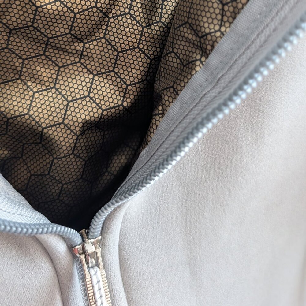 K-Style Oversized Scuba Zip-Up Hoodie - Gray with Gold Honeycomb Lining - Size M - Picture 5 of 9